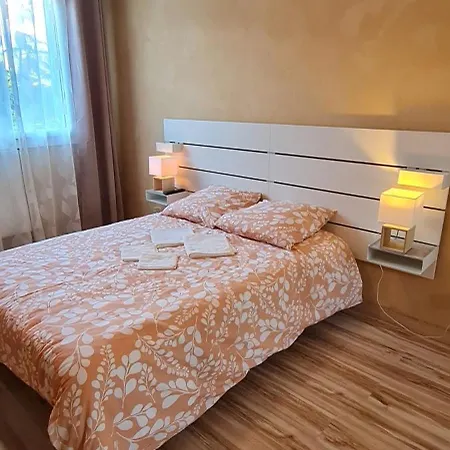 Vanille Apartment *